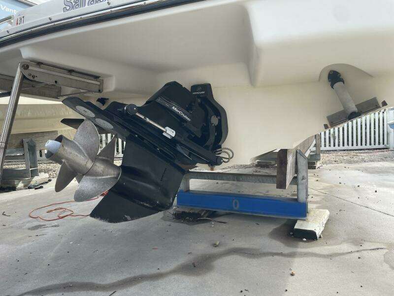 27ft Sea Ray Yacht For Sale