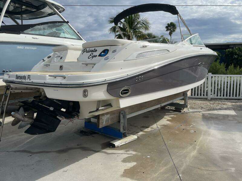 27ft Sea Ray Yacht For Sale