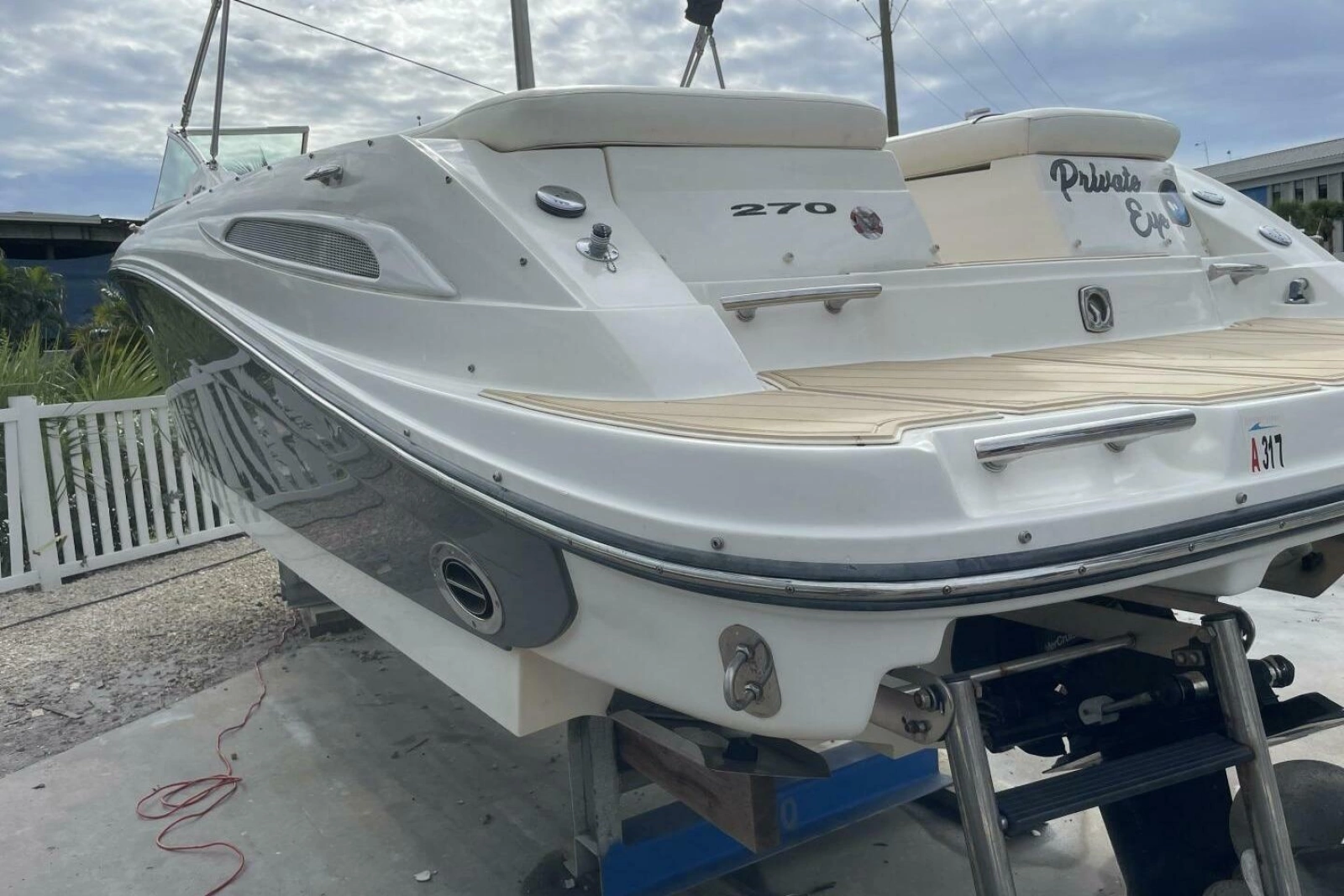 2008 Sea Ray 270 SLX