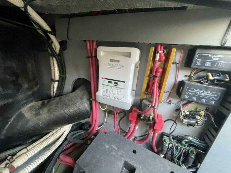 Double Kickback IV 48ft Sea Ray Yacht For Sale