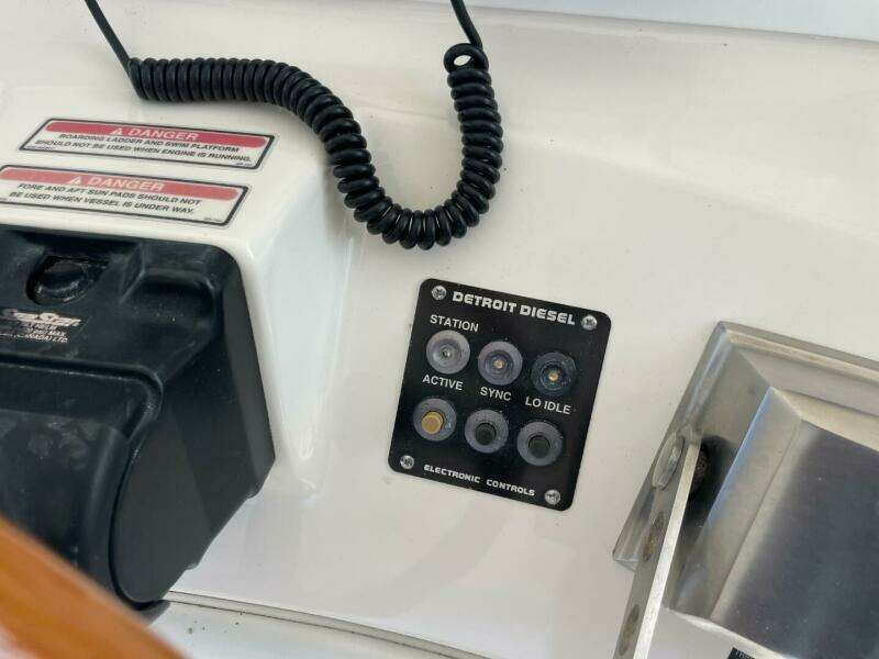 Double Kickback IV 48ft Sea Ray Yacht For Sale