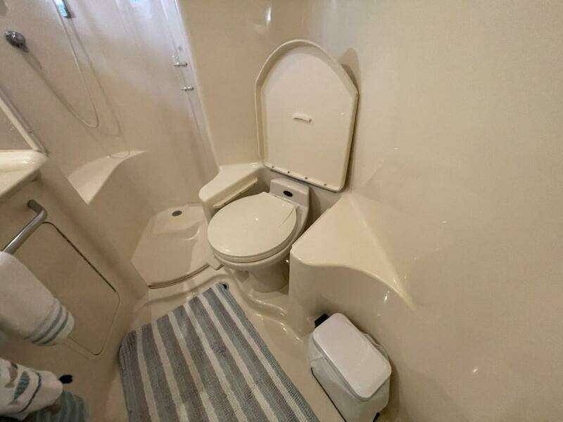 Double Kickback IV 48ft Sea Ray Yacht For Sale