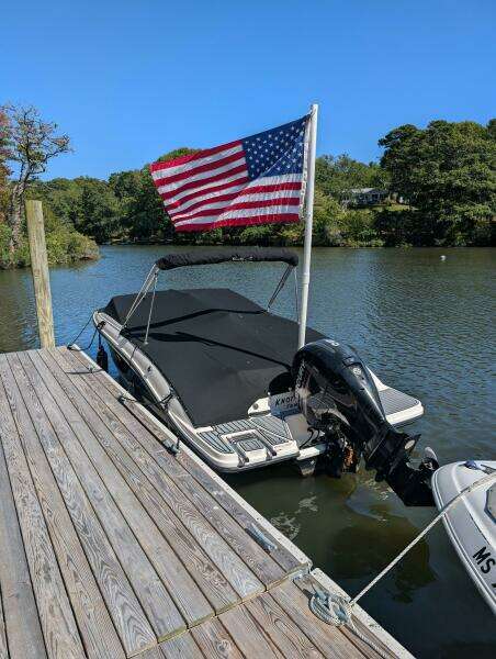 21ft Sea Ray Yacht For Sale