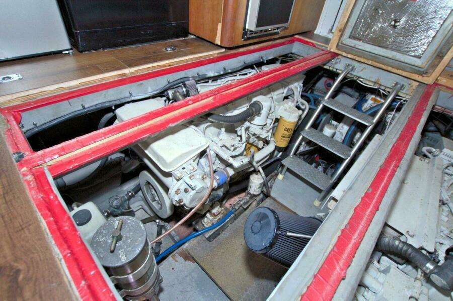 Fish Daddy 36ft Luhrs Yacht For Sale