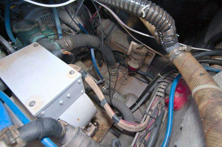 Fish Daddy 36ft Luhrs Yacht For Sale