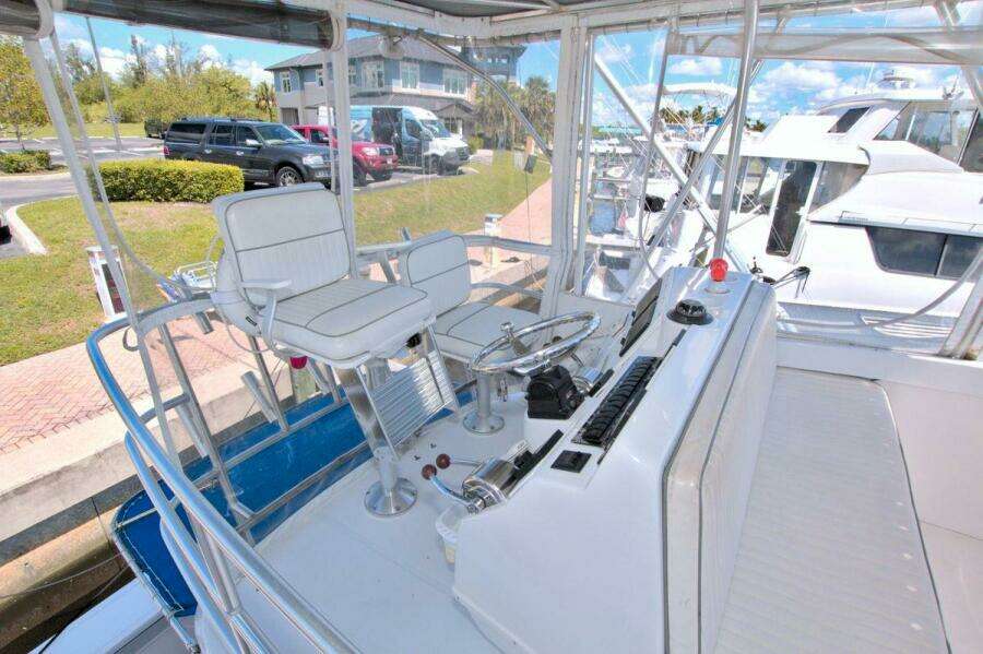 Fish Daddy 36ft Luhrs Yacht For Sale