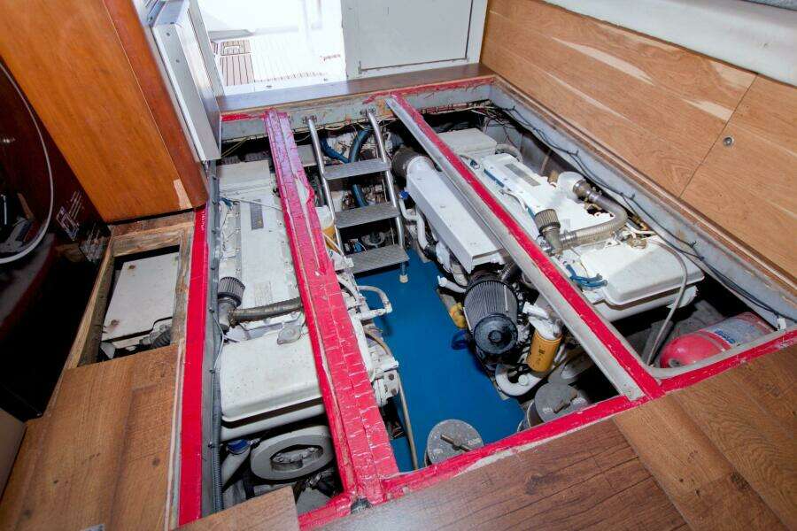 Fish Daddy 36ft Luhrs Yacht For Sale