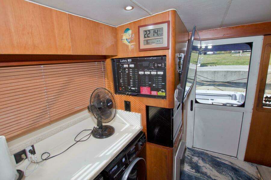 Fish Daddy 36ft Luhrs Yacht For Sale