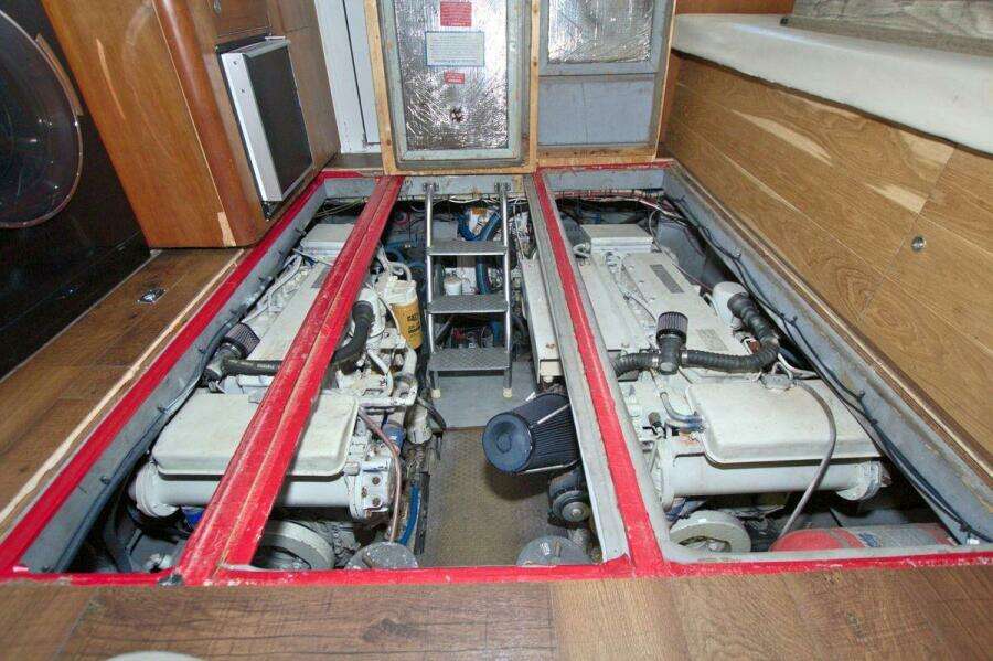 Fish Daddy 36ft Luhrs Yacht For Sale