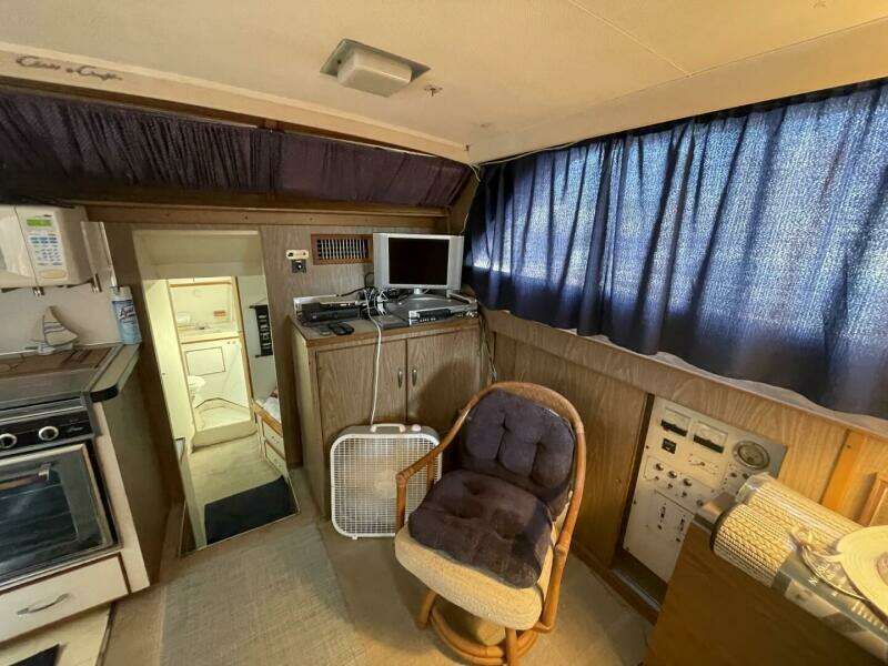 Wastin Away 47ft Chris Craft Yacht For Sale