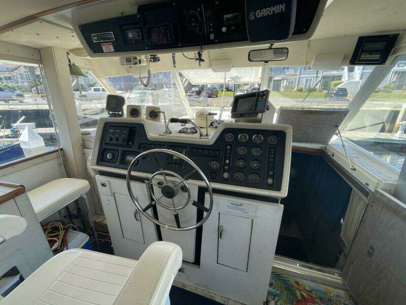 Wastin Away 47ft Chris Craft Yacht For Sale