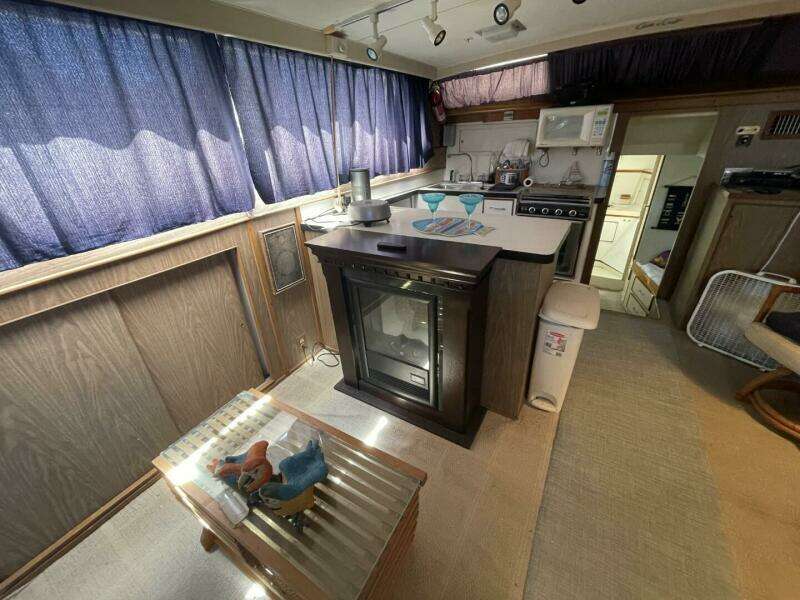 Wastin Away 47ft Chris Craft Yacht For Sale