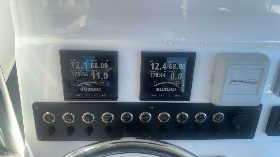 32ft Cape Horn Yacht For Sale