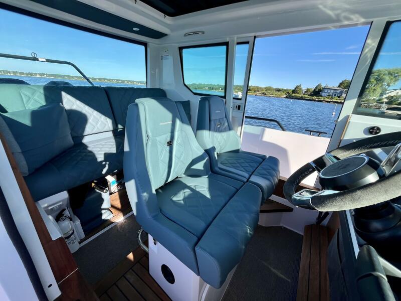 28' 2022 Axopar 28 Cabin with AFT CABIN