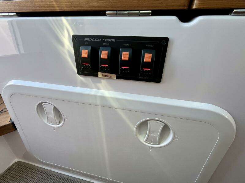 28ft Axopar Yacht For Sale