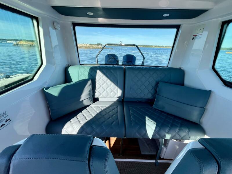 28' 2022 Axopar 28 Cabin with AFT CABIN