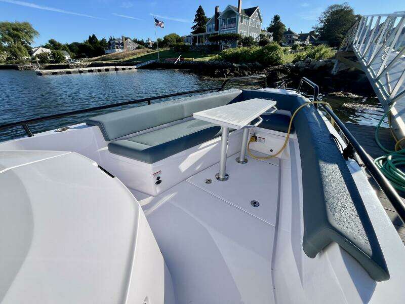 28ft Axopar Yacht For Sale