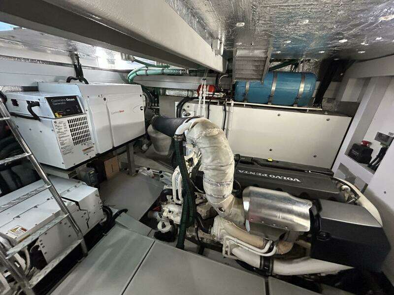 56ft Sunseeker Yacht For Sale