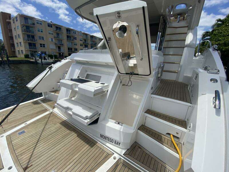 56ft Sunseeker Yacht For Sale