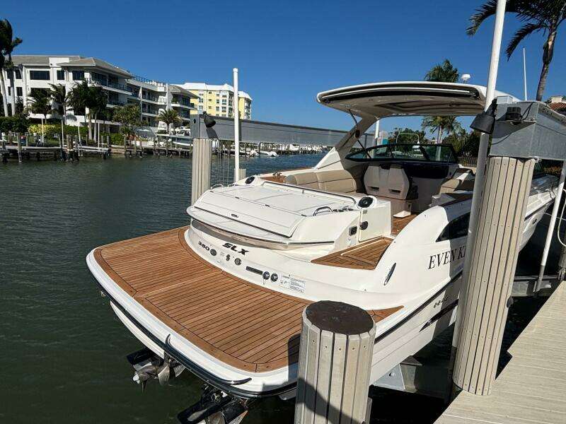 35ft Sea Ray Yacht For Sale