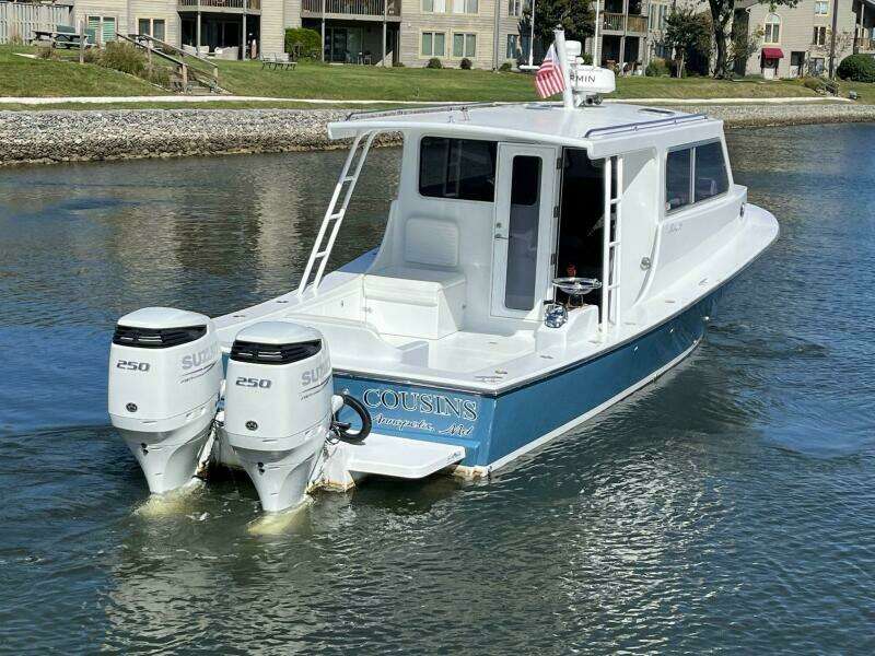 32ft Mabry Yacht For Sale