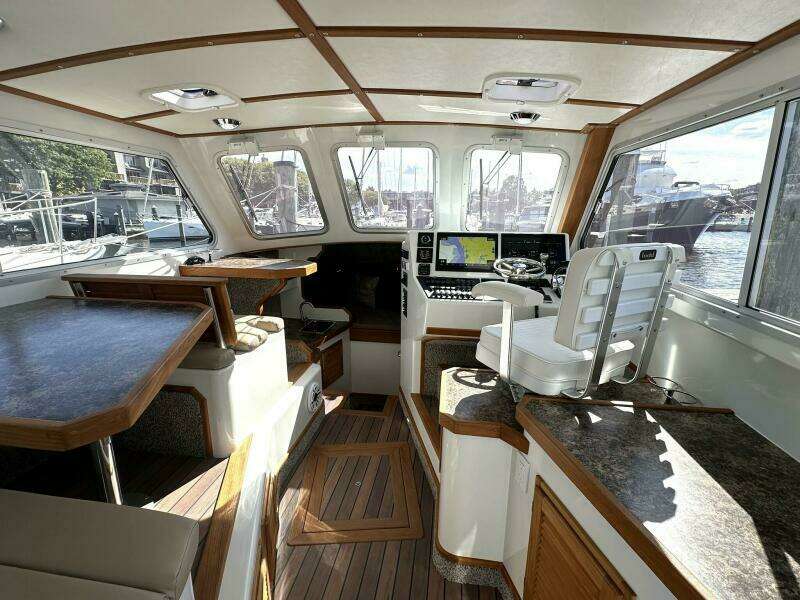 32ft Mabry Yacht For Sale
