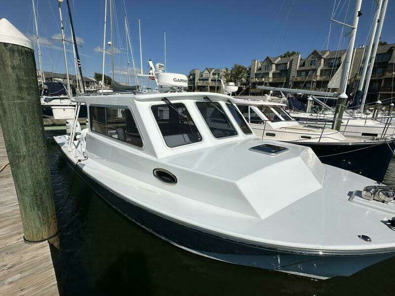 32ft Mabry Yacht For Sale