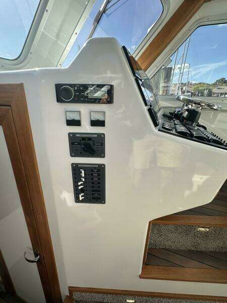 32ft Mabry Yacht For Sale