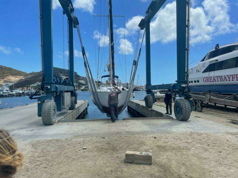 38ft Beneteau Yacht For Sale