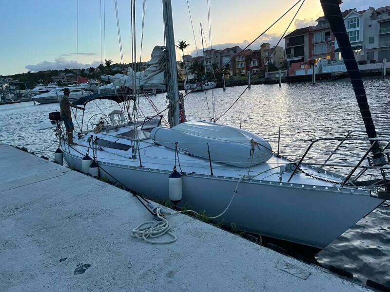 38ft Beneteau Yacht For Sale