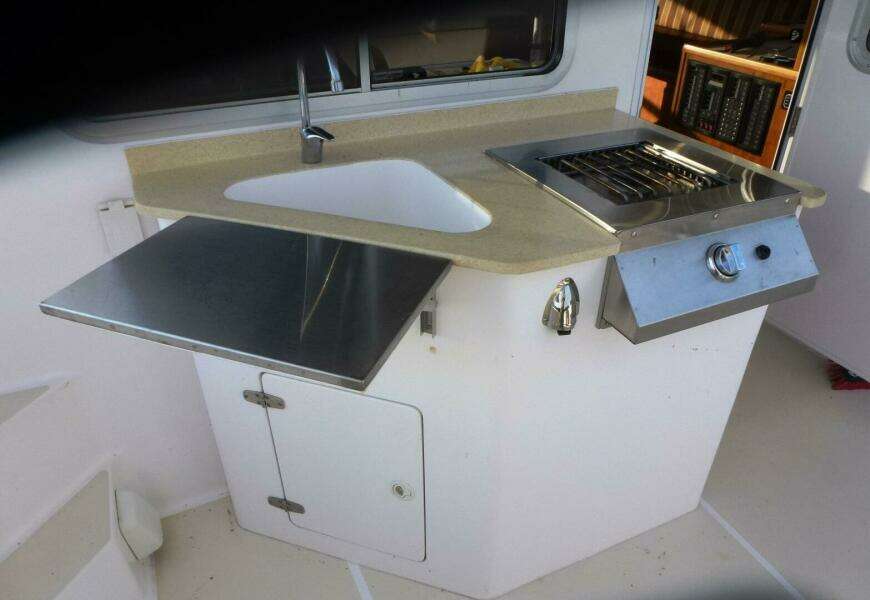 47ft Maine Cat Yacht For Sale