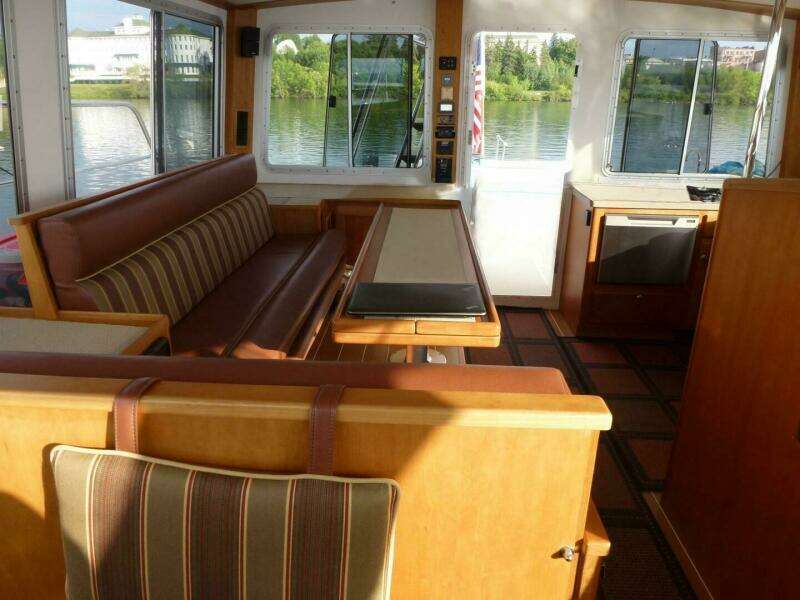 47ft Maine Cat Yacht For Sale