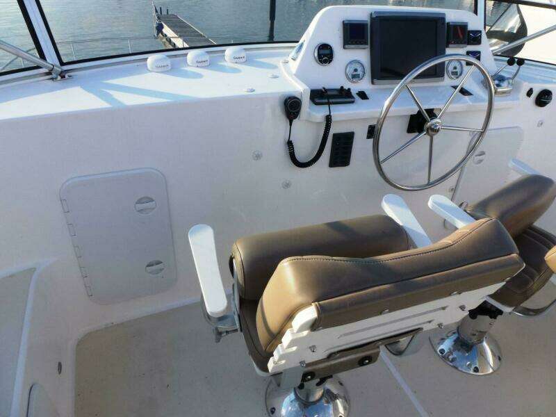 47ft Maine Cat Yacht For Sale