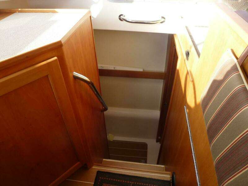 47ft Maine Cat Yacht For Sale