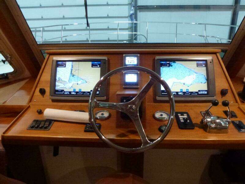 47ft Maine Cat Yacht For Sale