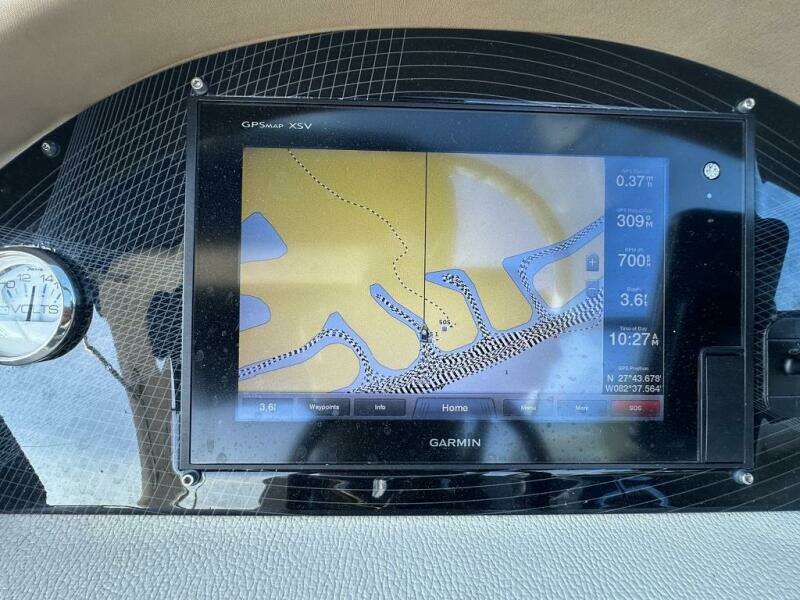 29ft Regal Yacht For Sale