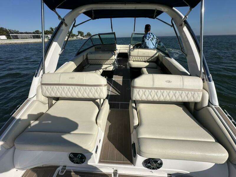 29ft Regal Yacht For Sale