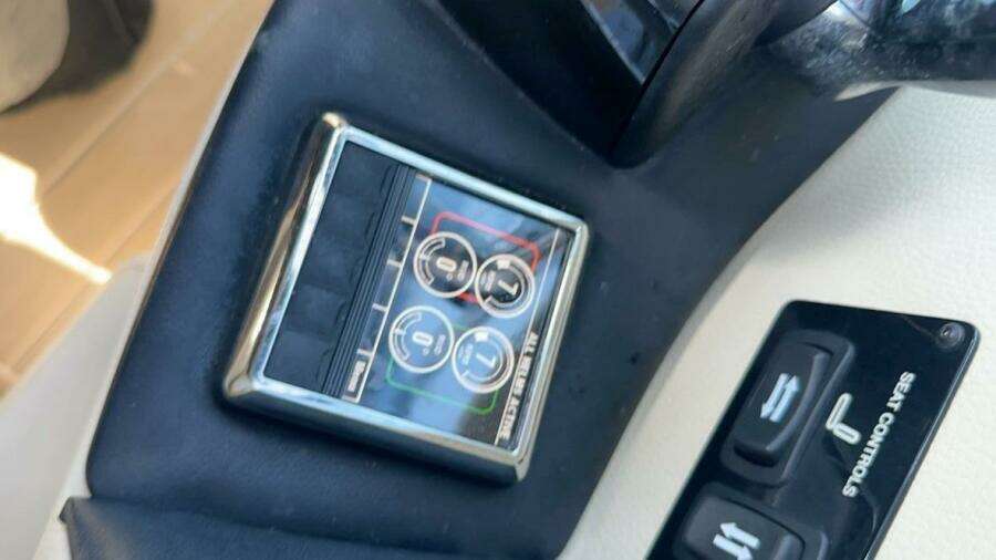 29ft Regal Yacht For Sale