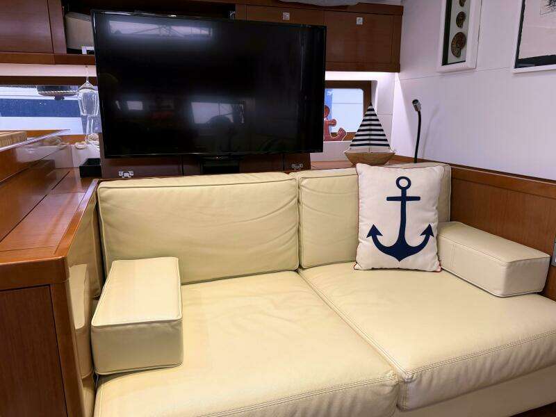 Allure 55ft Beneteau Yacht For Sale