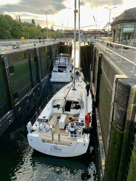 Allure 55ft Beneteau Yacht For Sale