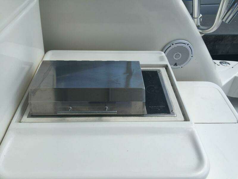 Vamonos 34ft Sea Ray Yacht For Sale