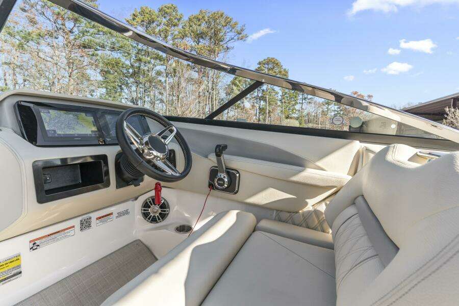 24ft Regal Yacht For Sale