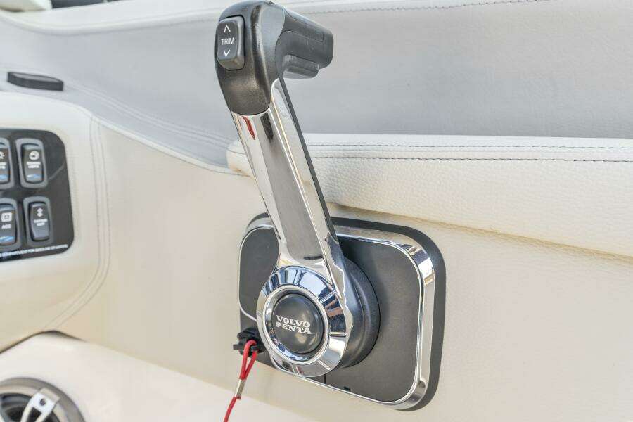 24ft Regal Yacht For Sale