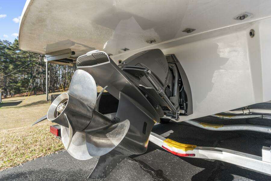 24ft Regal Yacht For Sale