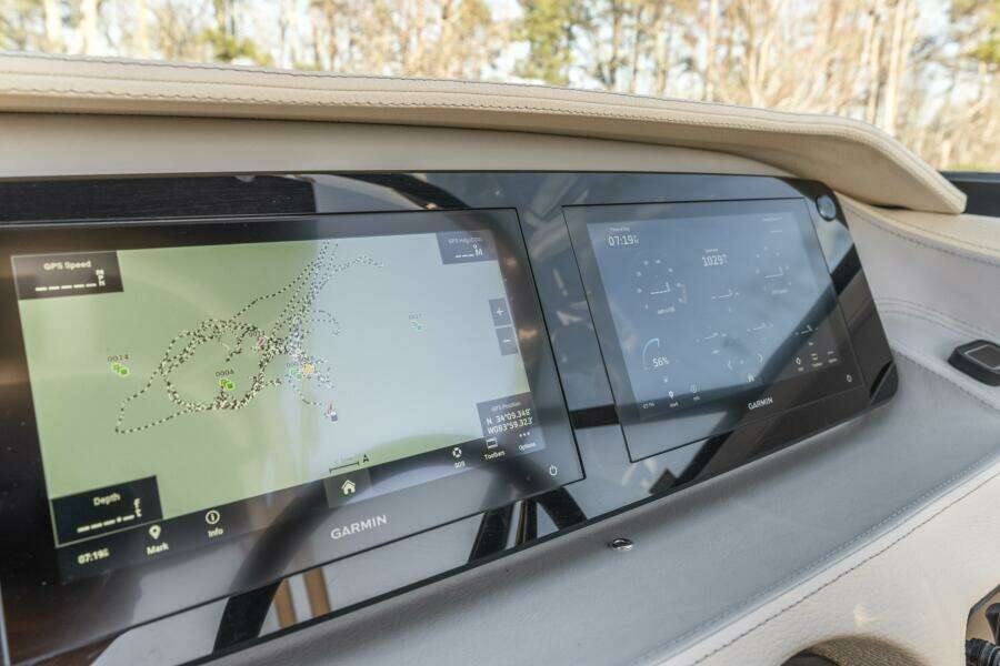 24ft Regal Yacht For Sale