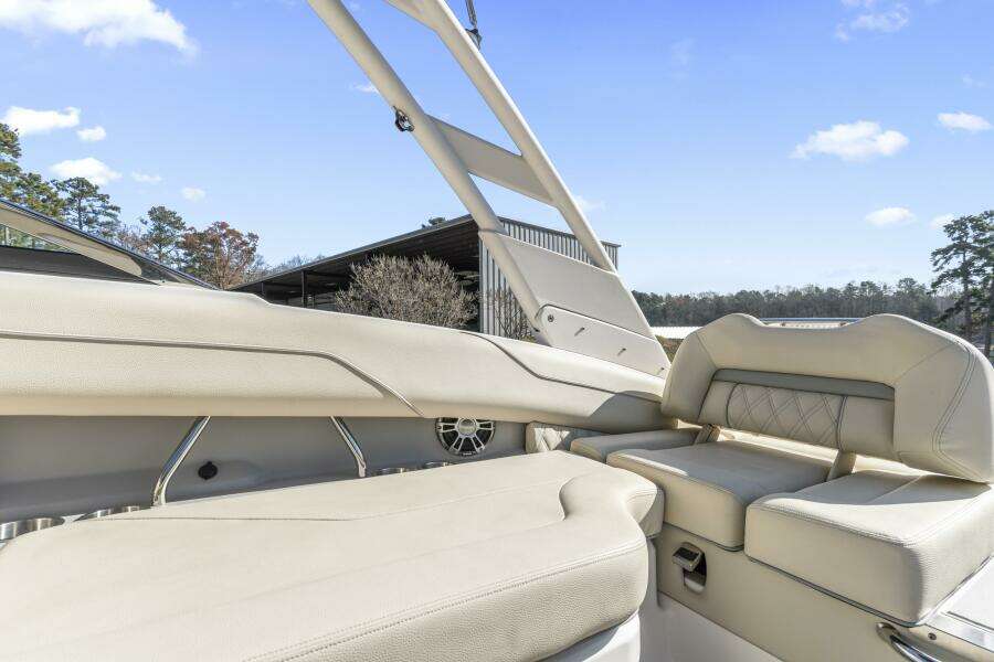 24ft Regal Yacht For Sale