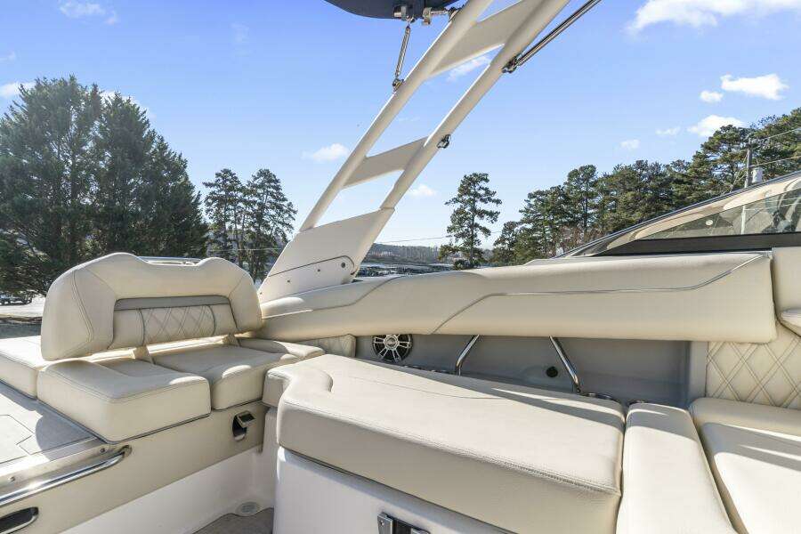 24ft Regal Yacht For Sale