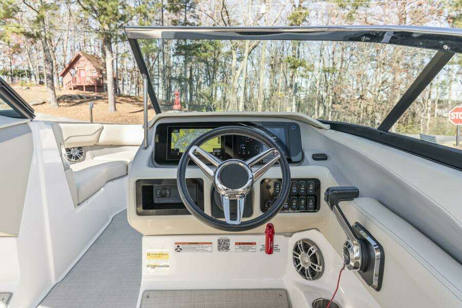 24ft Regal Yacht For Sale