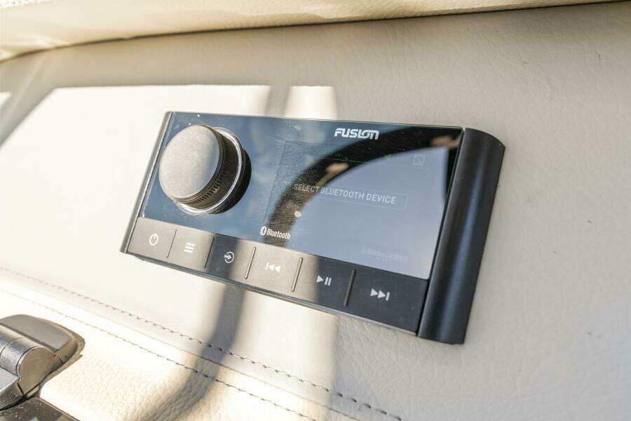 24ft Regal Yacht For Sale