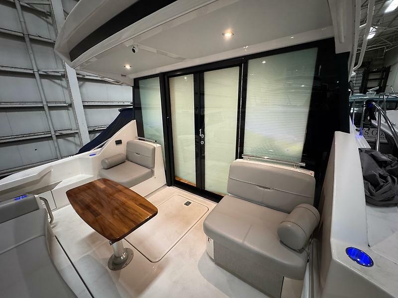 44' 2023 Tiara Yachts 44 Coupe